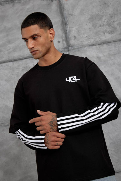 Oversized "404" Graphic T-Shirt – Layered Three-Stripe Long Sleeve